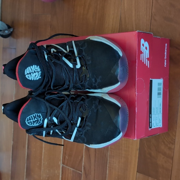 New Balance Two Way V3 Windy City Men's 8 D Basketball Shoes Sneakers BB2WYBK3 - Picture 1 of 8